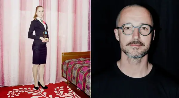 Rafał Milach: młoda kobieta z pucharem na tle różowych zasłon i łóżka; obok portret mężczyzny w okularach.