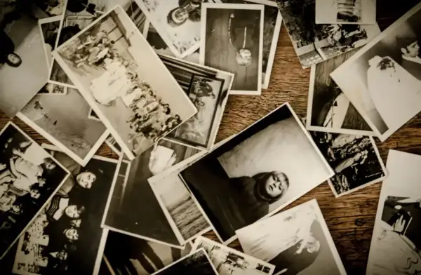 Stare fotografie, ślub, dzieci, ludzie. Archiwizacja zdjęć to podróż w przeszłość.